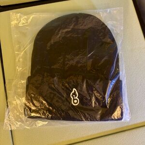 Black Beanie stitched ‘burn’ Logo